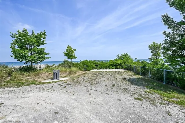 Additional image 47 of 35 Southshore Cres Unit 311