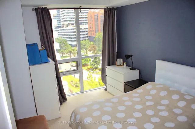 Additional image 7 of 70 Roehampton Ave Unit 512