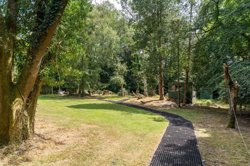 Additional image 37 of Linthurst Road, Blackwell, B60