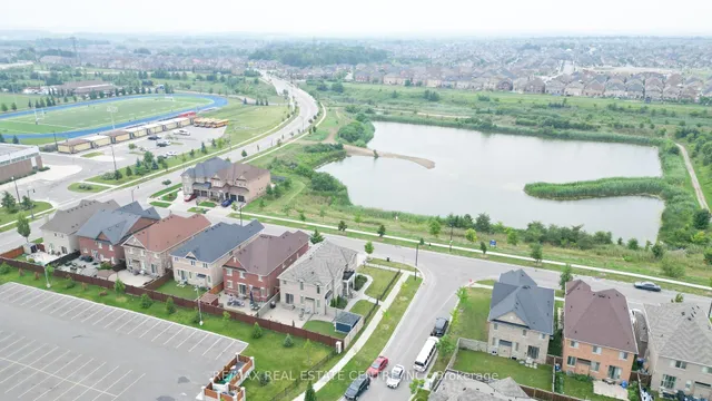 Additional image 47 of 2 Buchanan Cres