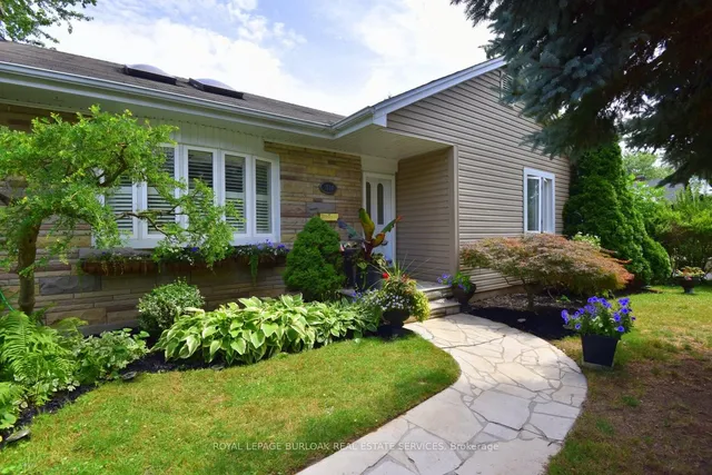 Additional image 4 of 1034 Cedar Ave