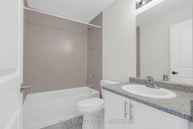 Additional image 39 of 460 DUNDAS St Unit 402