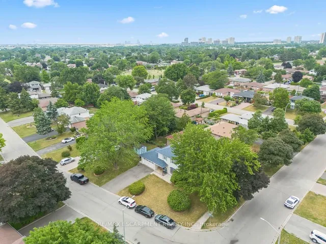 Additional image 41 of 1 Dunbarton Cres