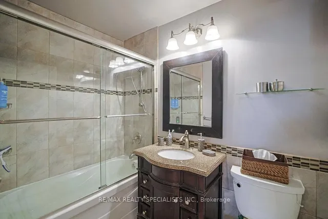 Additional image 23 of 28 Bromley Cres