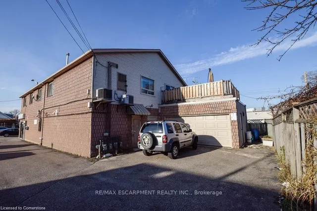 Additional image 12 of 120 Parkdale Ave