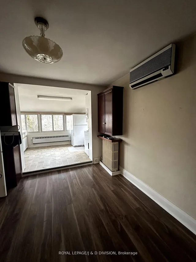 Additional image 18 of 165 High Park Ave