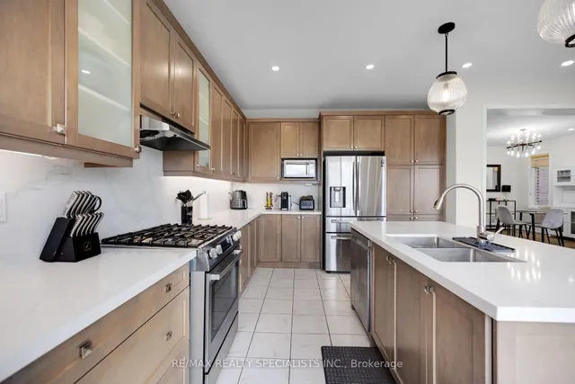 Additional image 15 of 849 Aspen Terr