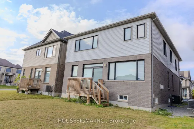 Additional image 25 of 139 Fairey Cres