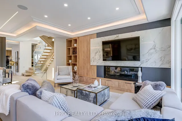 Additional image 14 of 594 Broadway Ave