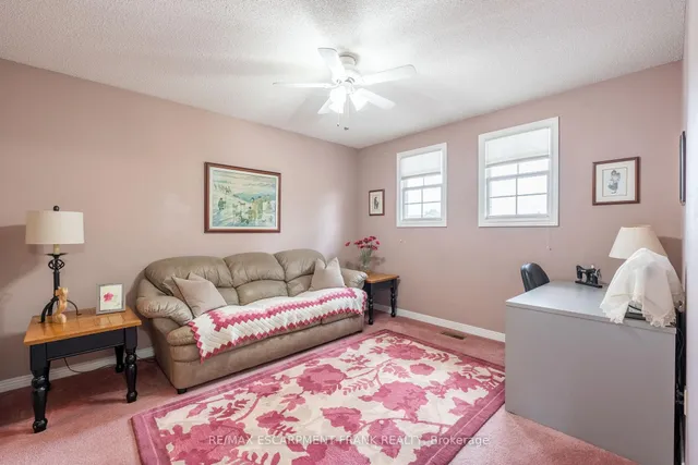 Additional image 25 of 168 SIRENTE Dr