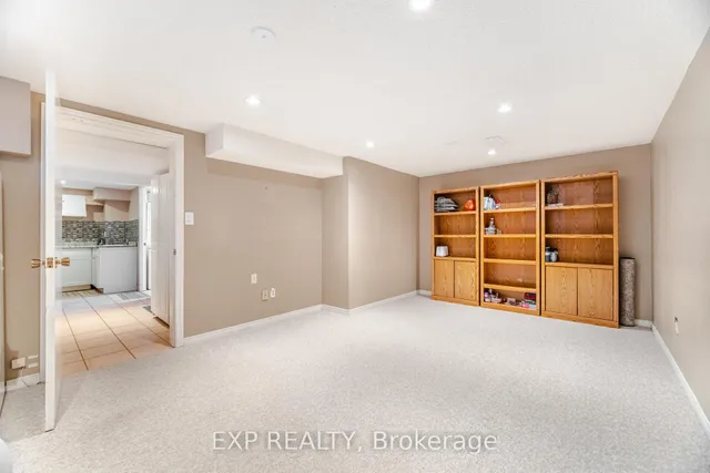 Additional image 30 of 726 LIMERIDGE Rd