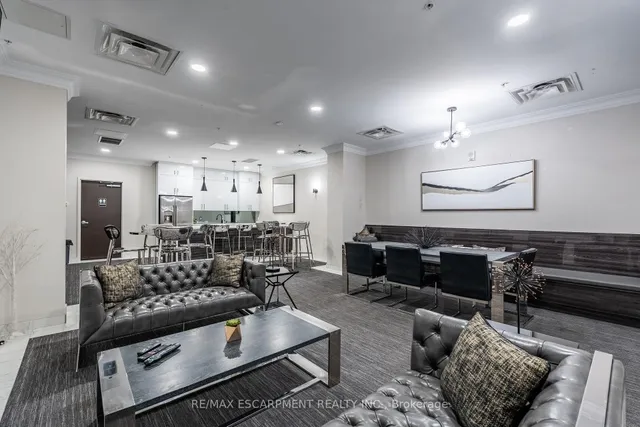 Additional image 31 of 118 King St Unit 921