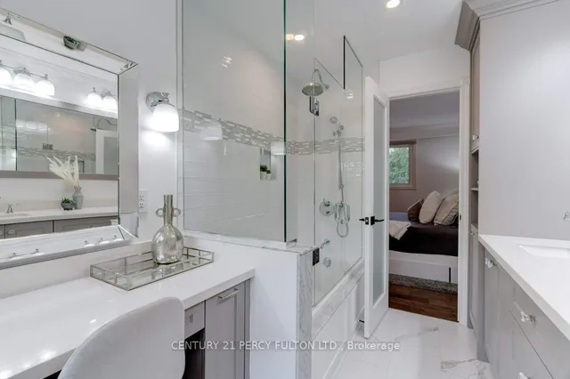 Additional image 19 of 4499 Hawthorne Dr