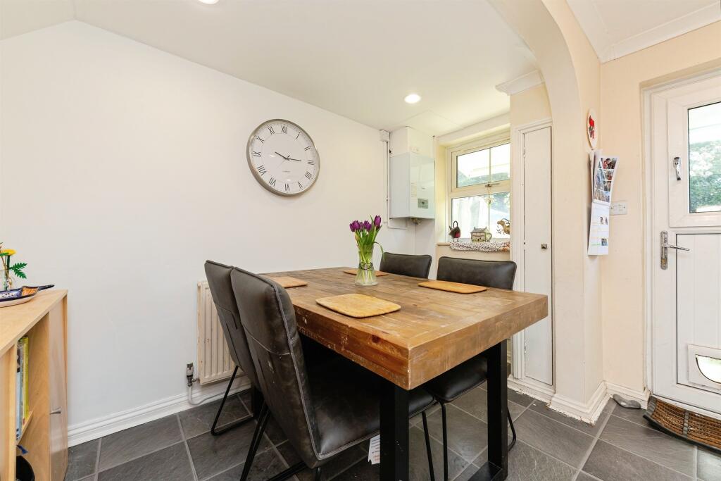 Additional image 6 of Hollybush Lane, Welwyn Garden City