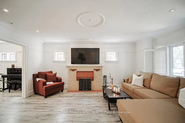 Additional image 36 of 123 Colin Ave