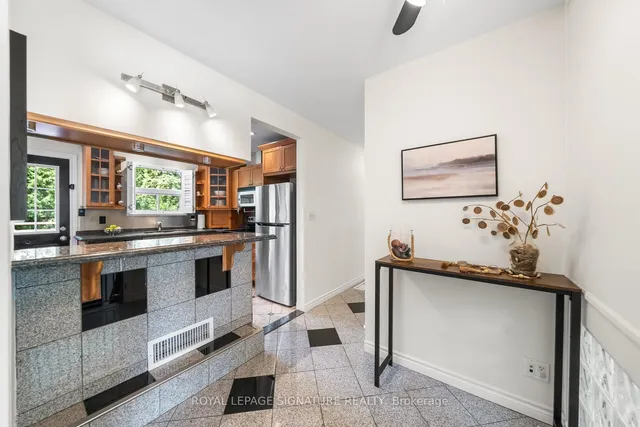 Additional image 6 of 136 Overland Dr