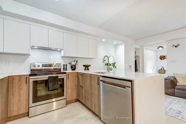 Additional image 21 of 27 Florence Wyle Lane