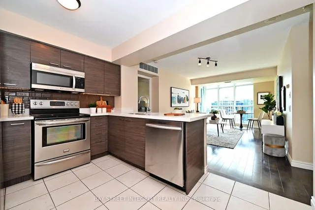 Additional image 36 of 30 Harrison Garden Blvd Unit 2101