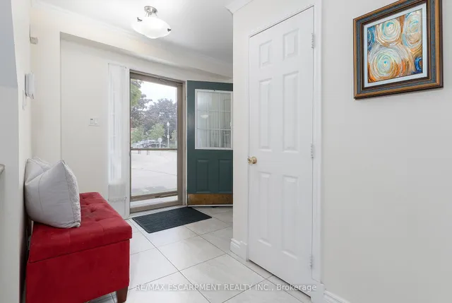 Additional image 3 of 3333 New St Unit 74