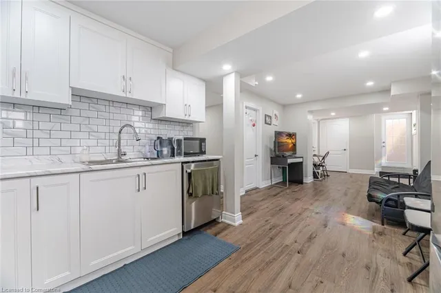 Additional image 45 of 160 Dixon Dr