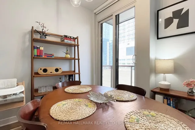 Additional image 11 of 85 Bloor St Unit 1402