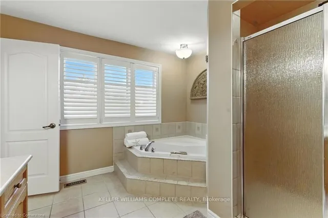 Additional image 33 of 114 ARMOUR Cres