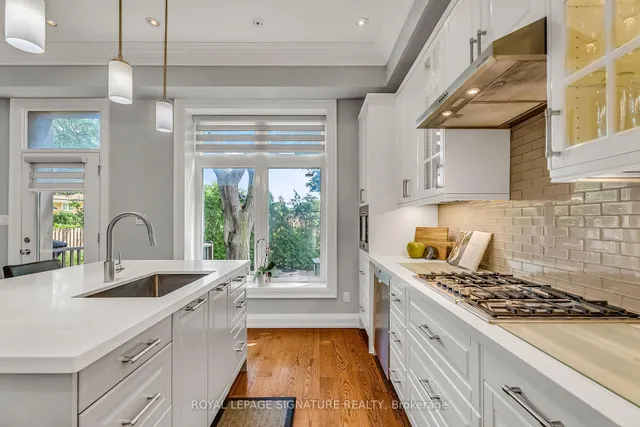 Additional image 18 of 27 Caronport Cres