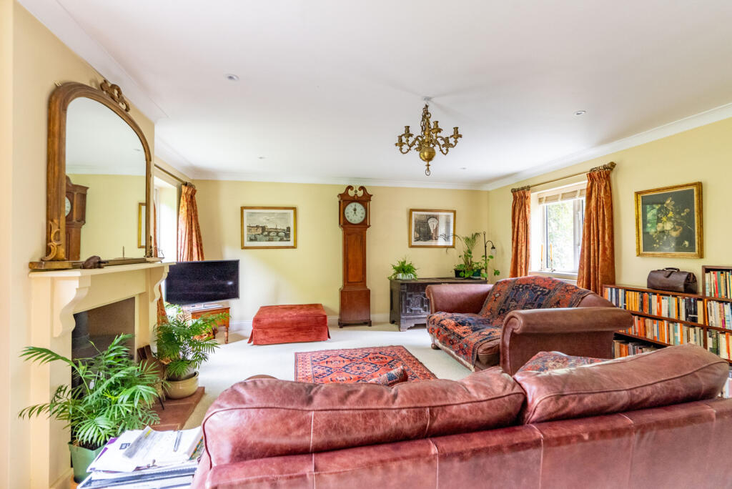 Additional image 6 of The Hill, Wheathampstead, St. Albans, Hertfordshire, AL4