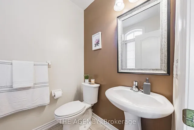 Additional image 16 of 636 Serafini Cres