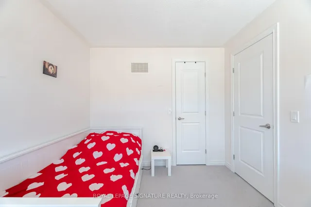 Additional image 27 of 39 Talence Dr