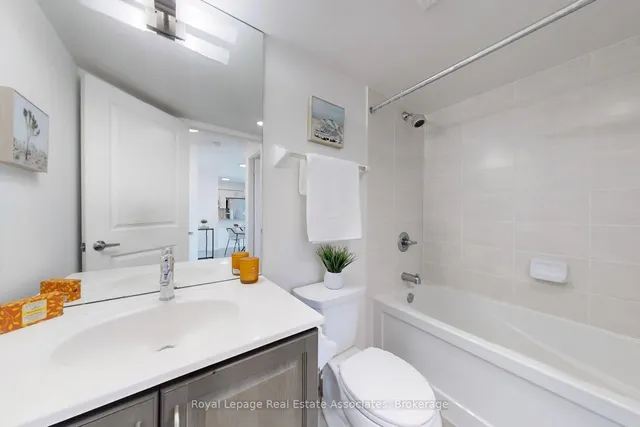 Additional image 40 of 215 Sherway Gardens Rd Unit 2202