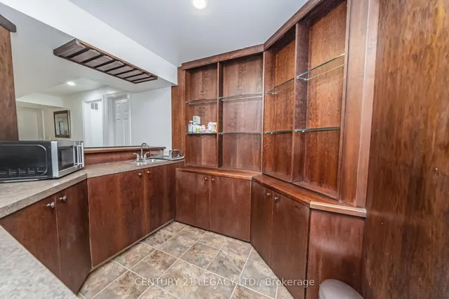 Additional image 39 of 47 National Cres