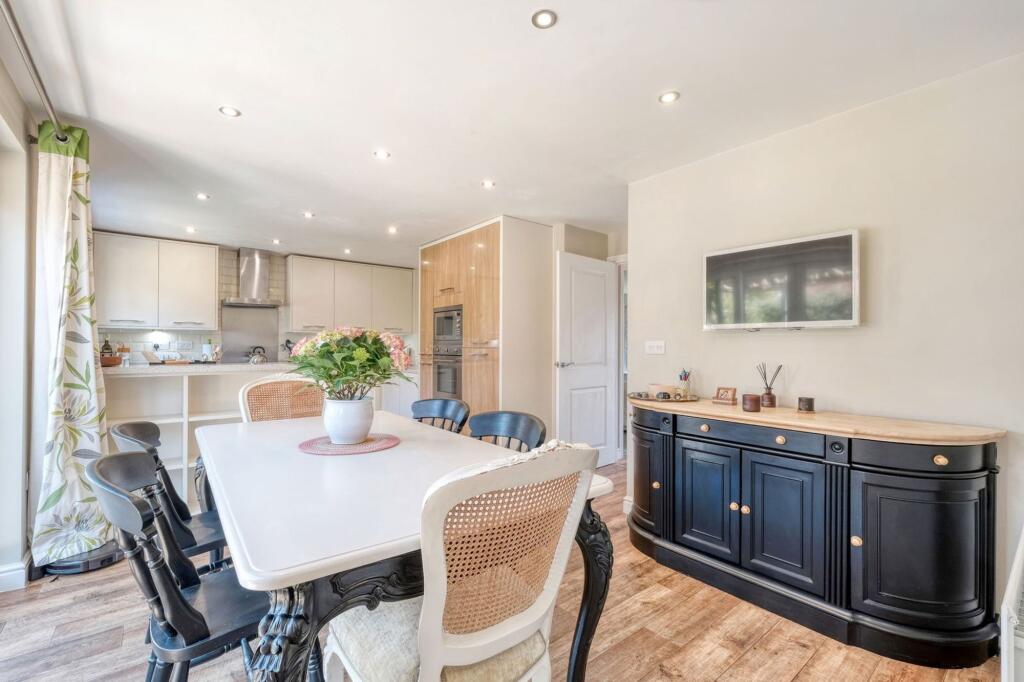 Additional image 22 of Chapel Rise, Rednal, B45