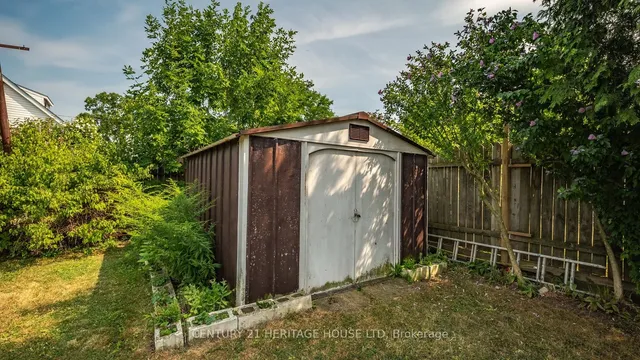 Additional image 25 of 25 East 33rd St