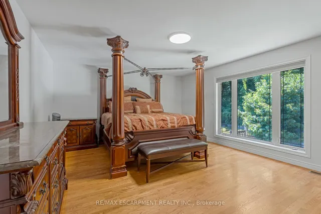 Additional image 28 of 22 Shadeland Cres