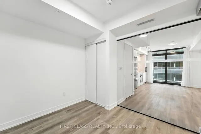 Additional image 8 of 1 Jarvis St Unit 1115