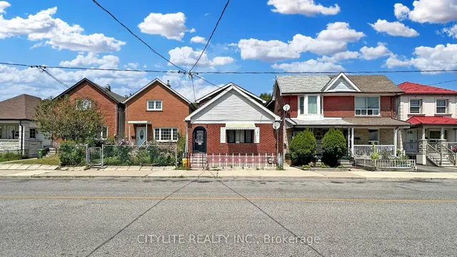 170 Lambton Ave