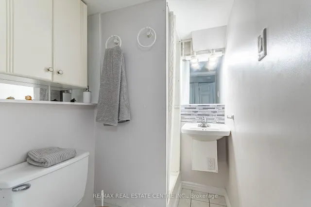 Additional image 41 of 1221 Dundix Rd