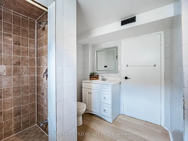 Additional image 26 of 33 St. Emilion Way