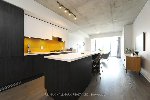 Additional image 7 of 109 Ossington Ave Unit 211
