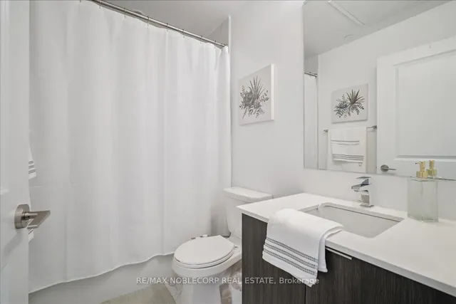 Additional image 19 of 120 Parliament St Unit 607