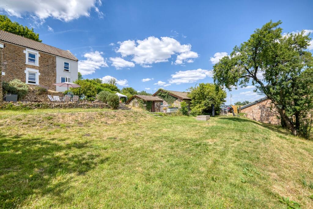 Additional image 26 of Quiet country setting