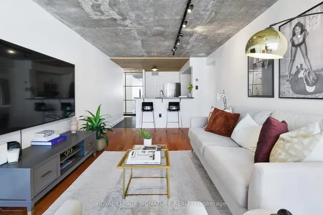 Additional image 6 of 705 King St Unit 804