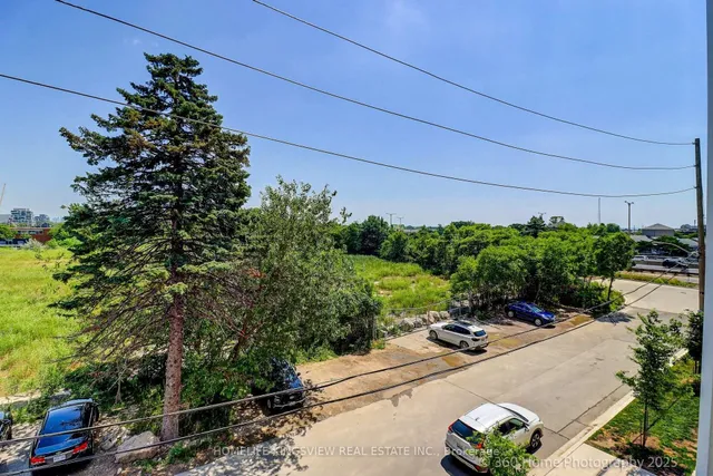 Additional image 27 of 36 Zorra St Unit 319