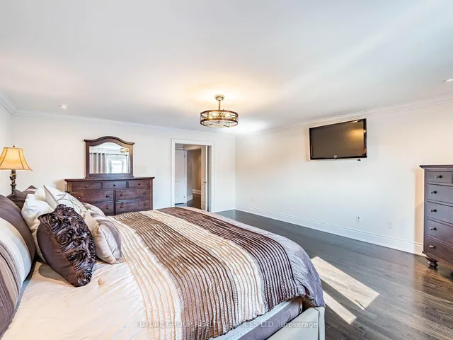 Additional image 16 of 29 Godliman Rd