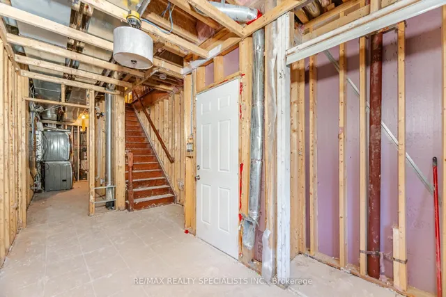 Additional image 7 of 33 Pringdale Gardens Circ