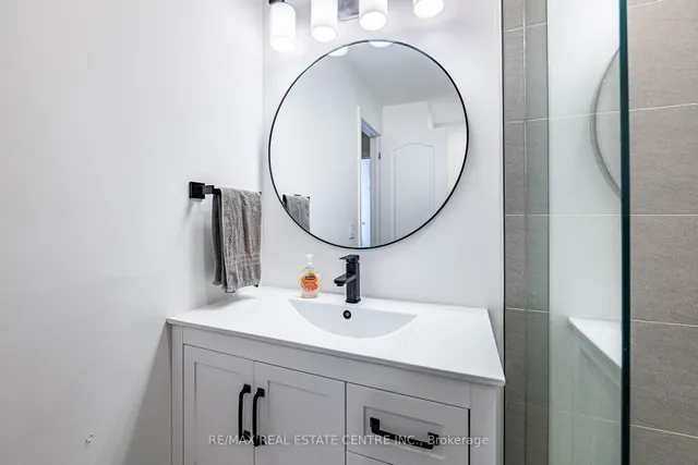 Additional image 23 of 5080 Fairview St Unit 42