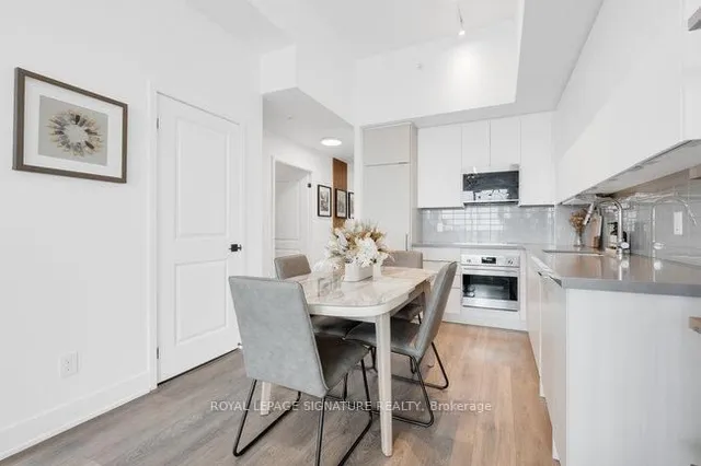 Additional image 12 of 2481 Taunton Rd Unit 404