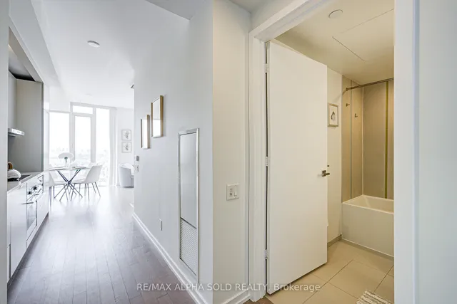 Additional image 8 of 101 Peter St Unit 3710