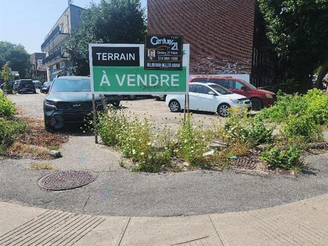 2000 Av. Patricia|Montréal (Côte-des-Neiges/Notre-Dame-de-Grâce), Quebec H4B1Y8